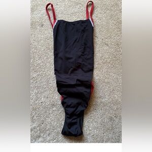 Speedo Endurance Womens Black and Red Swimsuit Size 10/36